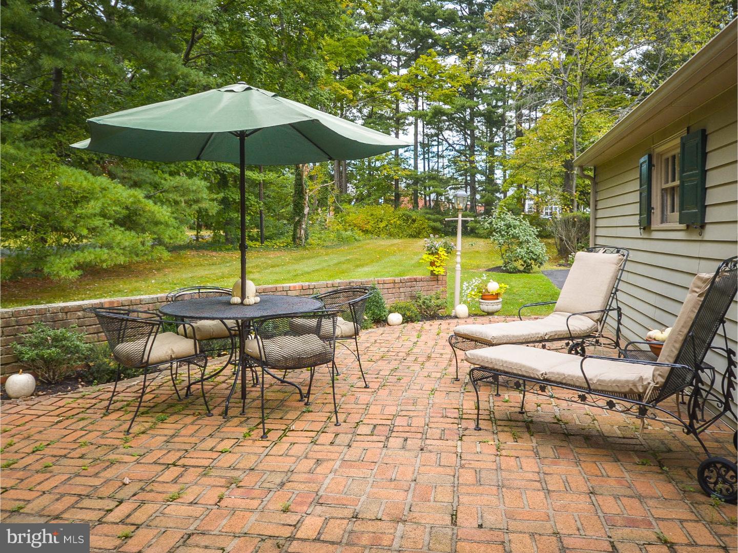 21 Golfview Road Doylestown, PA 18901 - Photo 22 of 25 Patio