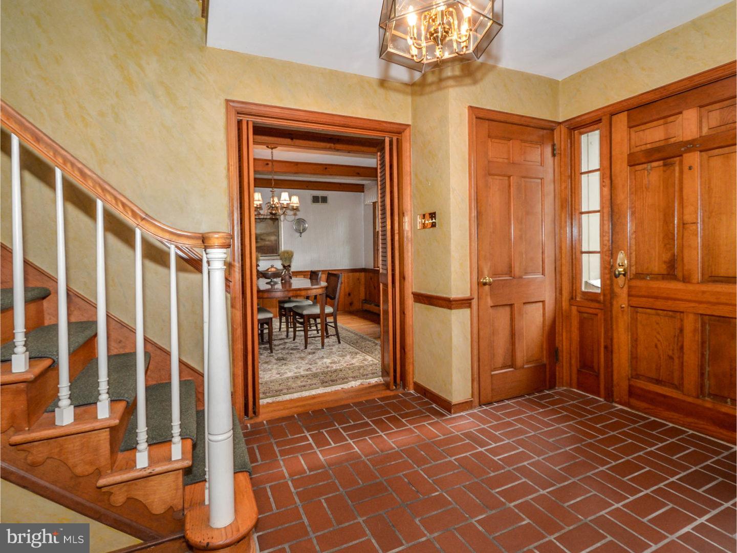 21 Golfview Road Doylestown, PA 18901 - Photo 4 of 25 Foyer