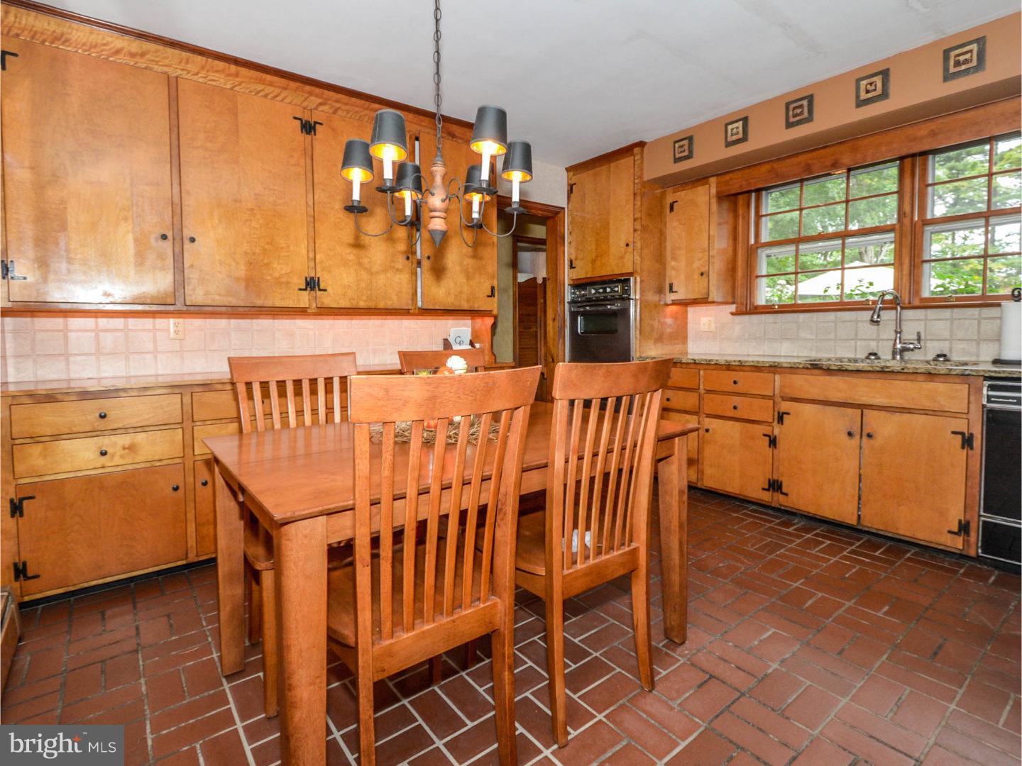 21 Golfview Road Doylestown, PA 18901 - Photo 10 of 25 Kitchen