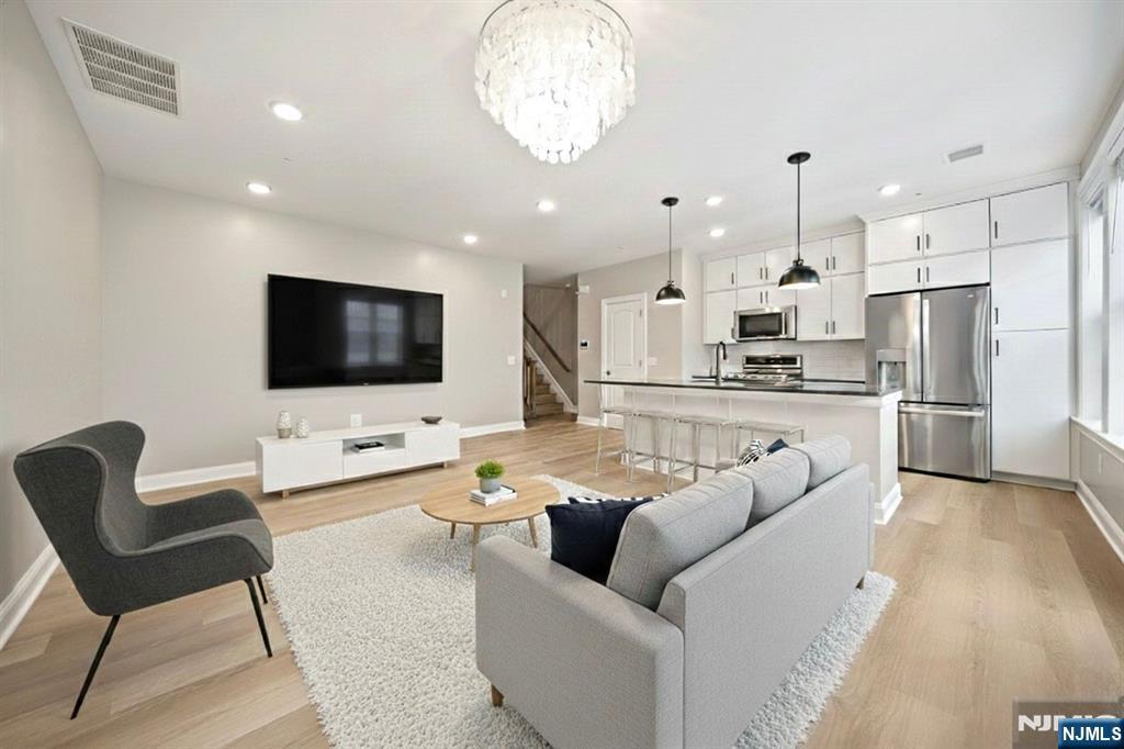 30 Arnold Drive Wood-Ridge, NJ 07075 - Photo 11 of 45