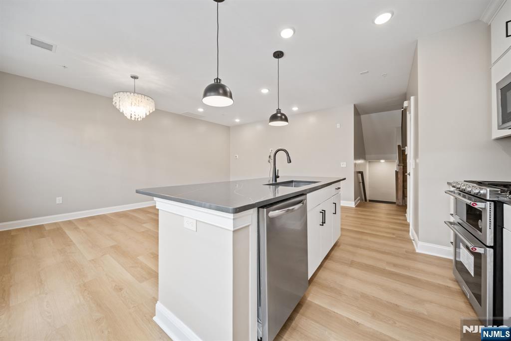 30 Arnold Drive Wood-Ridge, NJ 07075 - Photo 9 of 45