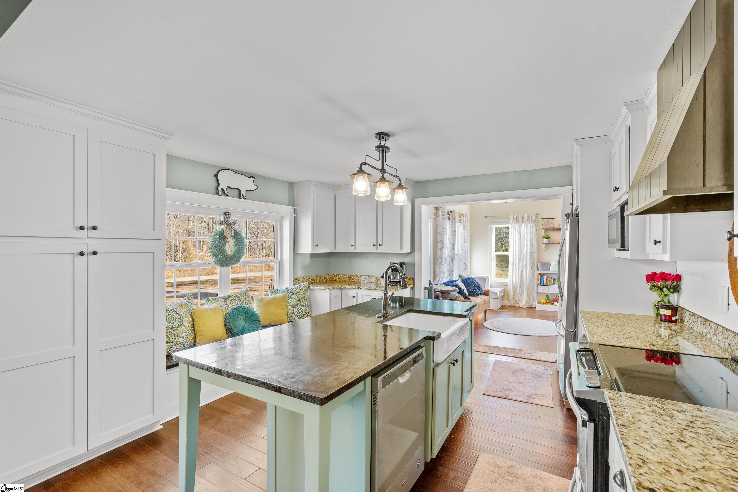 1507 Fountain Inn Road Woodruff, SC 29388 - Photo 3 of 35 Gallery Image 3