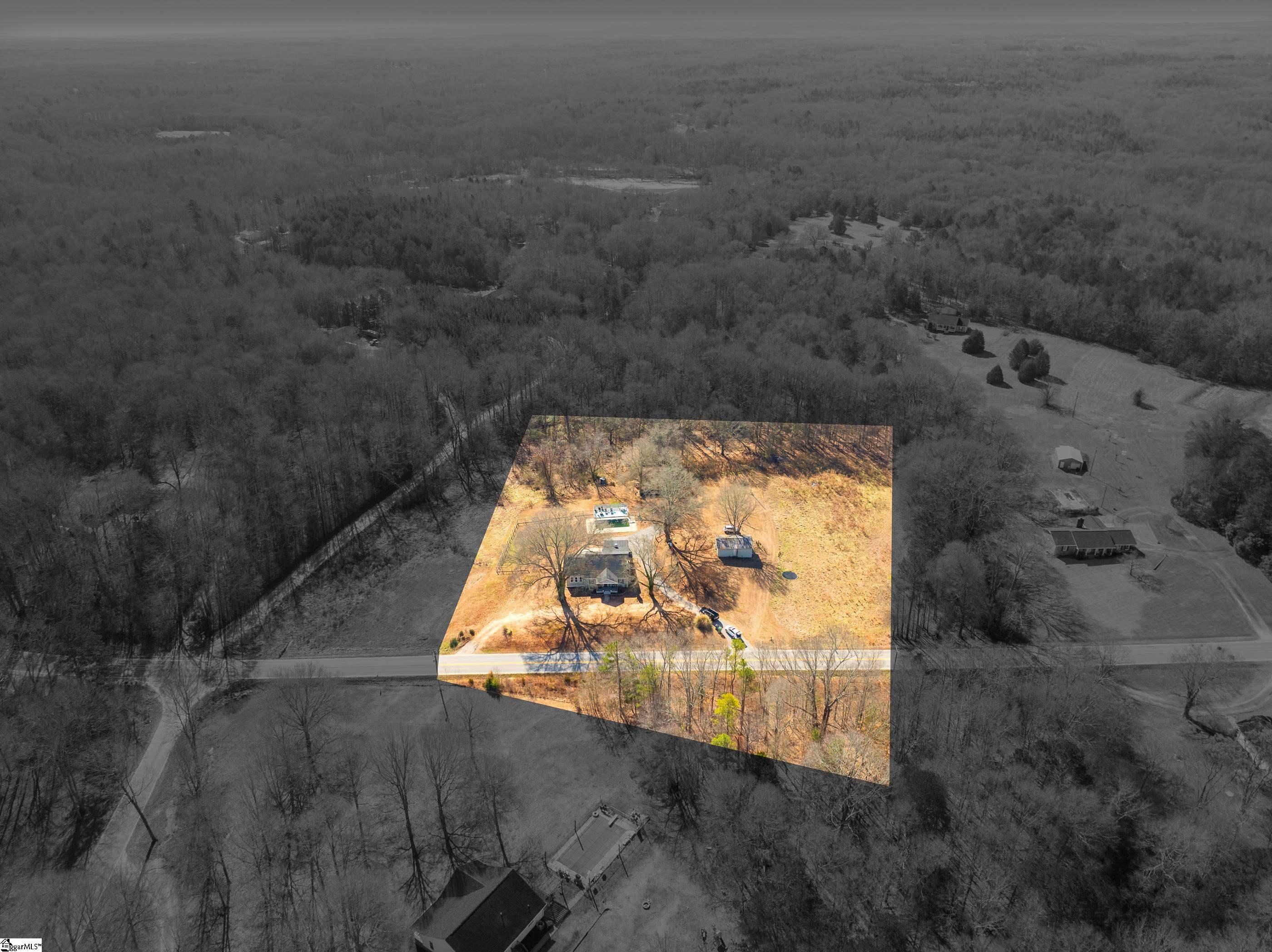 1507 Fountain Inn Road Woodruff, SC 29388 - Photo 32 of 35 Gallery Image 32