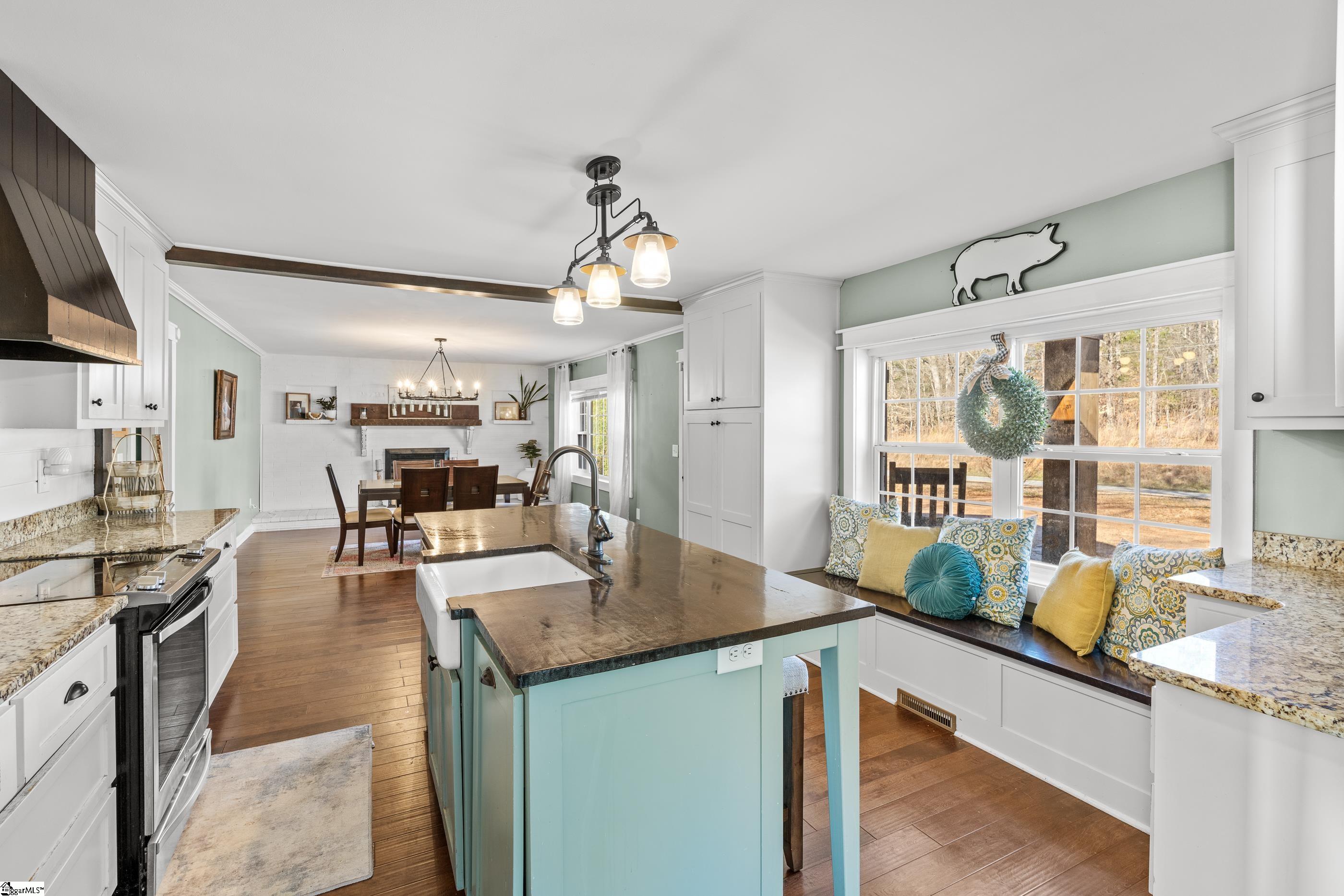1507 Fountain Inn Road Woodruff, SC 29388 - Photo 4 of 35 Gallery Image 4