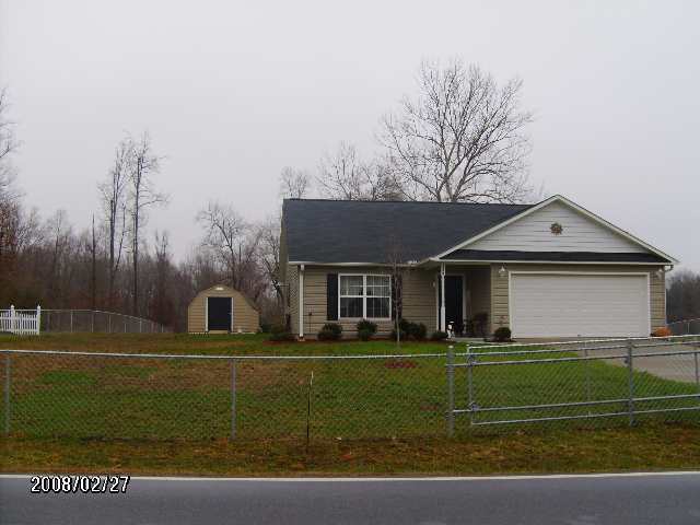 1390 Thomas Mill Road Easley, SC 29640 - Photo 3 of 13
