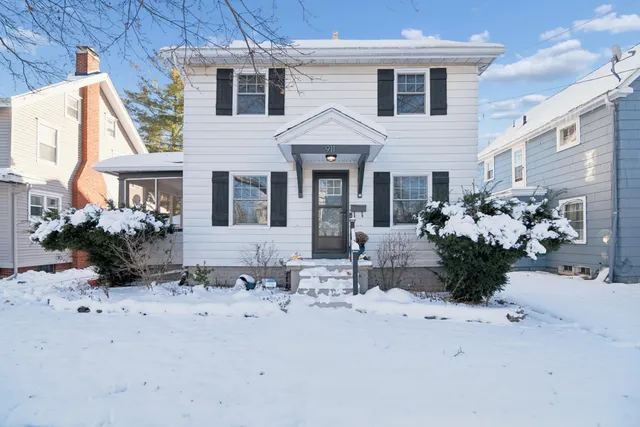 $189,900 | 911 4th Street, Jackson, MI 49203