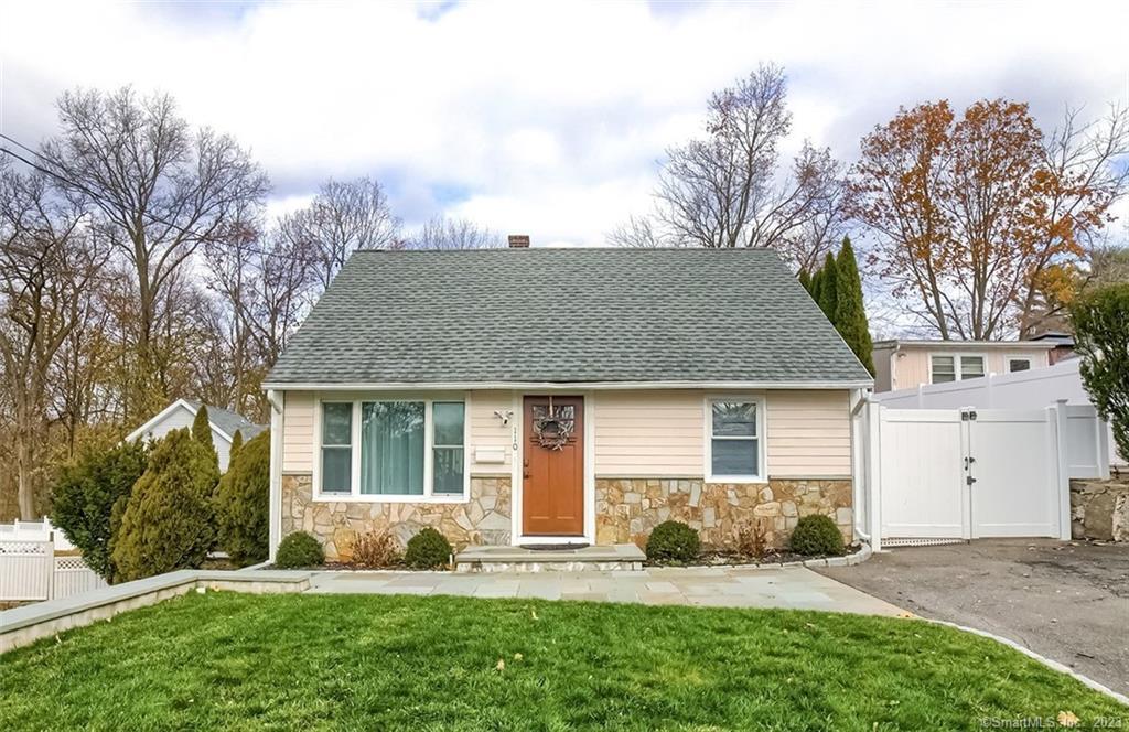 110 Old Barn Road North Stamford, CT 06905 - Photo 1 of 1 Welcome to 110 Old Barn Rd in the heart of Stamford!