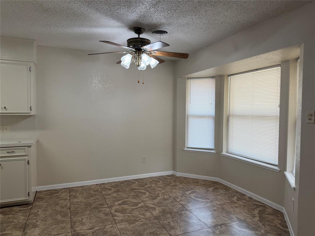2641 Raintree Circle Abilene, TX 79605 - Photo 7 of 17