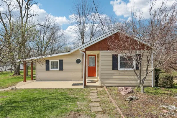 $595,000 | 1408 Nursery Avenue, Greenville, IL 62246