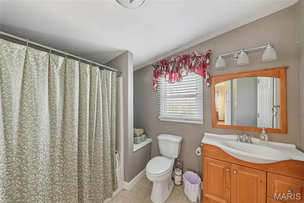 $595,000 | 1408 Nursery Avenue, Greenville, IL 62246