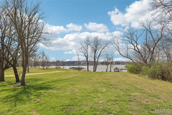 $595,000 | 1408 Nursery Avenue, Greenville, IL 62246