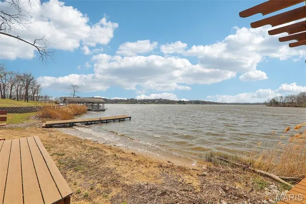 $595,000 | 1408 Nursery Avenue, Greenville, IL 62246