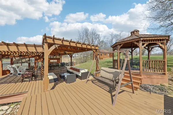 $595,000 | 1408 Nursery Avenue, Greenville, IL 62246