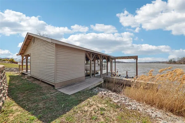 $595,000 | 1408 Nursery Avenue, Greenville, IL 62246