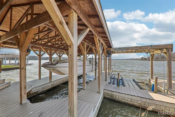 $595,000 | 1408 Nursery Avenue, Greenville, IL 62246