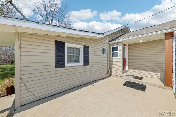 $595,000 | 1408 Nursery Avenue, Greenville, IL 62246