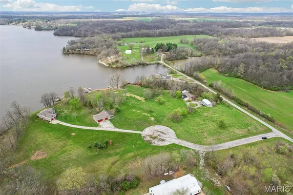 $595,000 | 1408 Nursery Avenue, Greenville, IL 62246