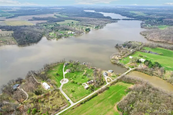 $595,000 | 1408 Nursery Avenue, Greenville, IL 62246
