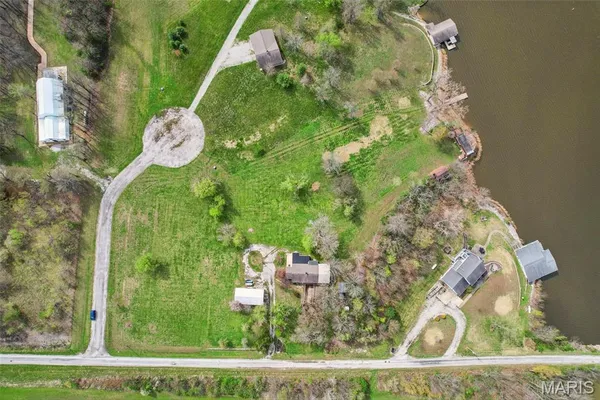 $595,000 | 1408 Nursery Avenue, Greenville, IL 62246