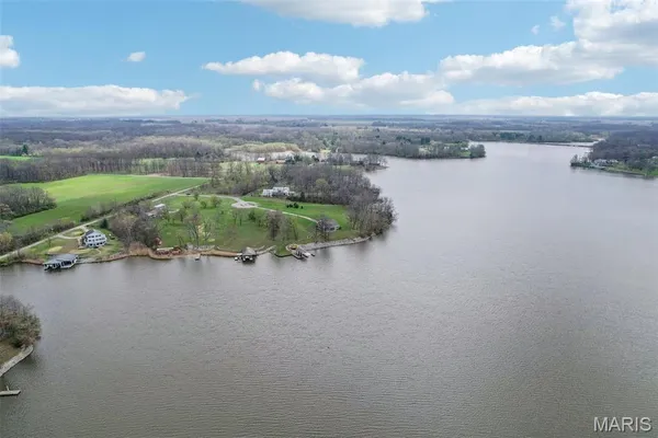 $595,000 | 1408 Nursery Avenue, Greenville, IL 62246