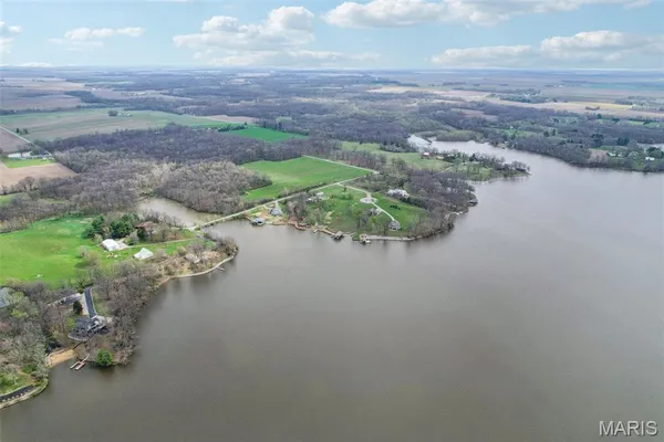 $595,000 | 1408 Nursery Avenue, Greenville, IL 62246