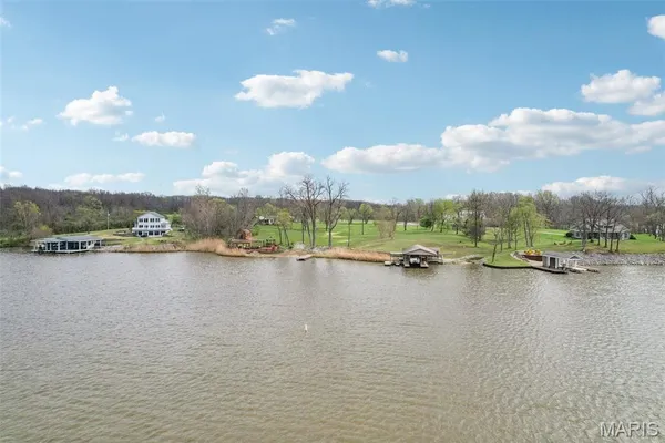 $595,000 | 1408 Nursery Avenue, Greenville, IL 62246