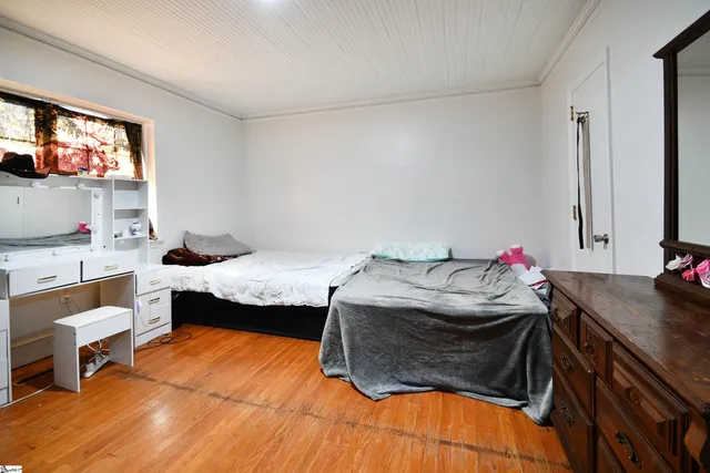 $235,000 | 202 Greenwood Highway, Saluda, SC 29138