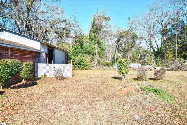 $235,000 | 202 Greenwood Highway, Saluda, SC 29138