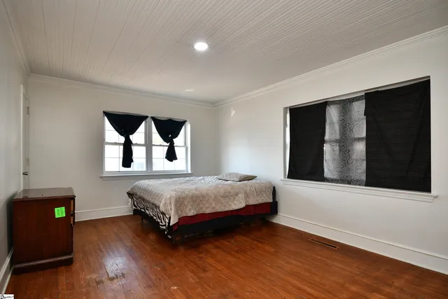 $235,000 | 202 Greenwood Highway, Saluda, SC 29138