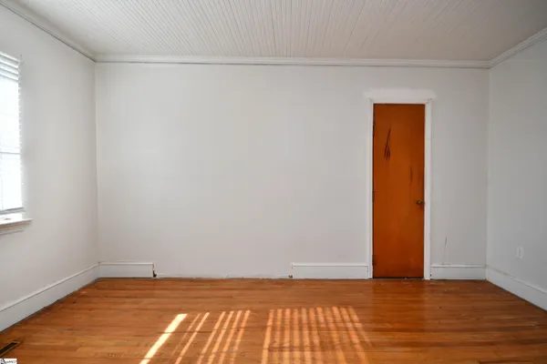 $235,000 | 202 Greenwood Highway, Saluda, SC 29138