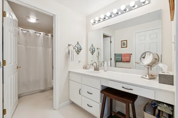 $495,000 | 16 Dunnhill Drive, Unit 26, Kennebunk, ME 04043