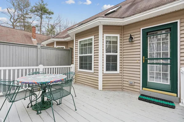 $495,000 | 16 Dunnhill Drive, Unit 26, Kennebunk, ME 04043
