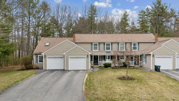 $495,000 | 16 Dunnhill Drive, Unit 26, Kennebunk, ME 04043