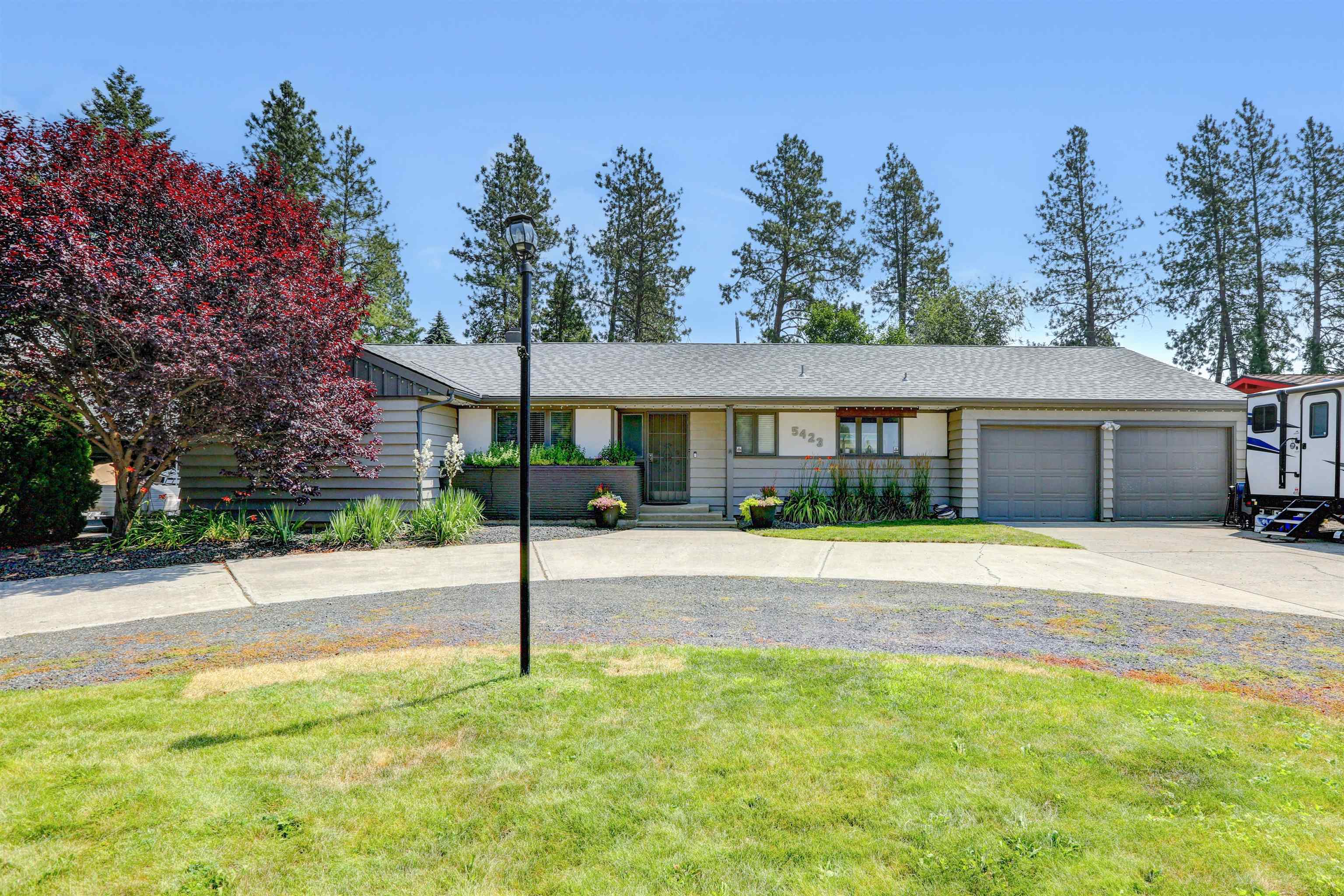 5423 South Hatch Road Spokane, WA 99223 - Photo 1 of 50 Gallery Image 1