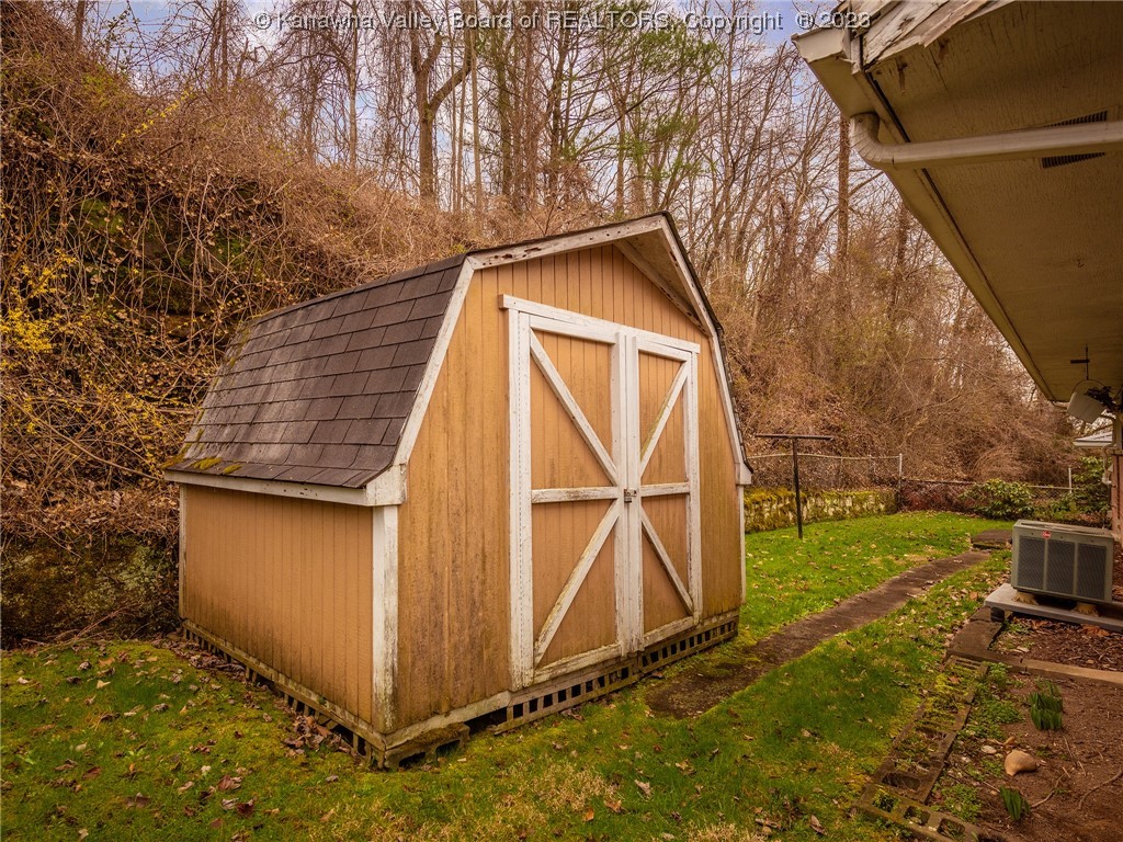 1564 Smith Road Charleston, WV 25314 - Photo 17 of 18 Gallery Image 17
