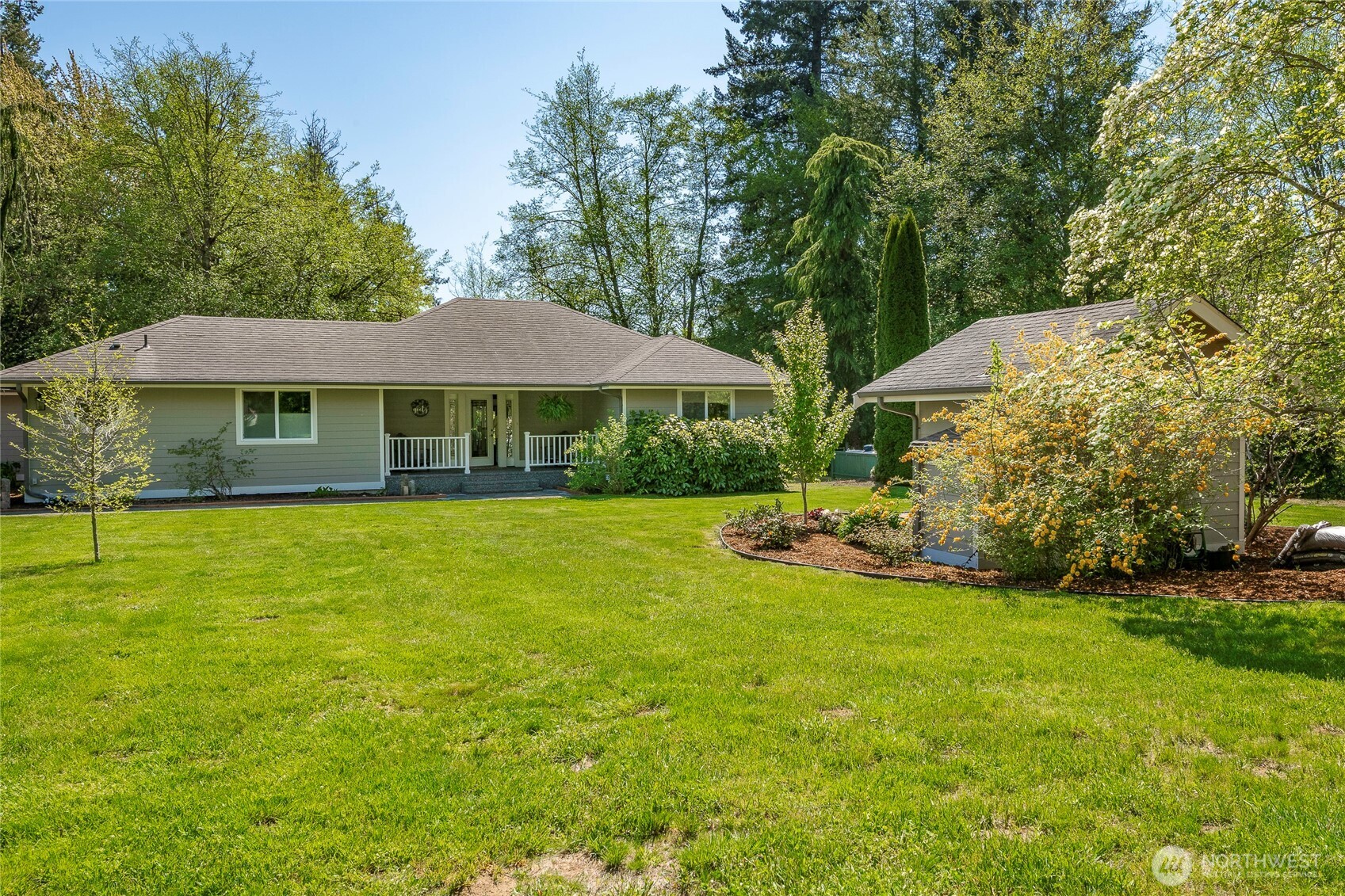 4003 Hoier Road Blaine, WA 98230 - Photo 3 of 30