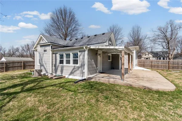 $280,000 | 303 South Elm Street, Plattsburg, MO 64477