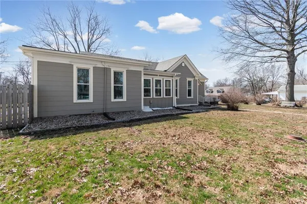 $280,000 | 303 South Elm Street, Plattsburg, MO 64477