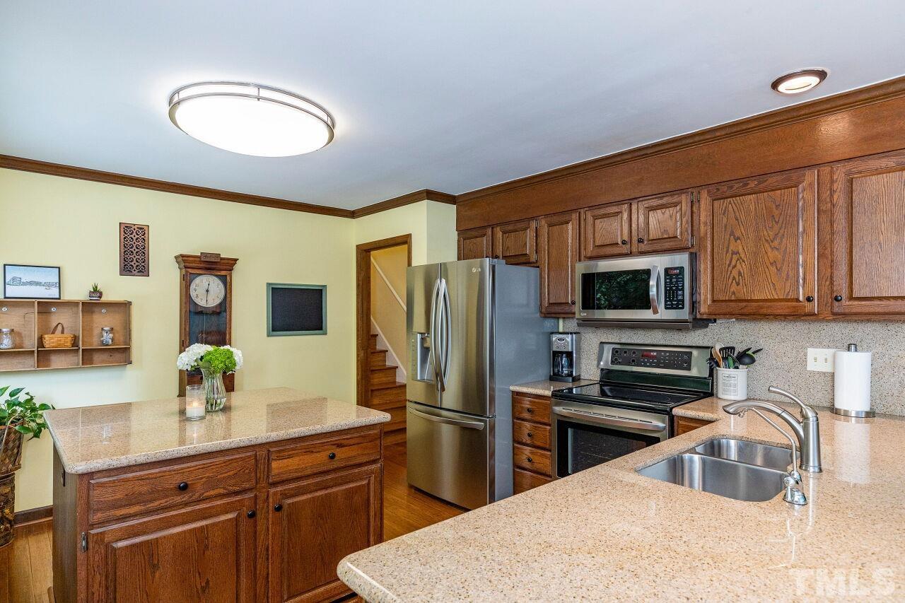 3316 Morningside Drive Raleigh, NC 27607 - Photo 9 of 29