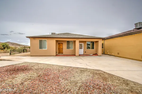 $1,090,000 | 8210 South 132nd Avenue, Goodyear, AZ 85338