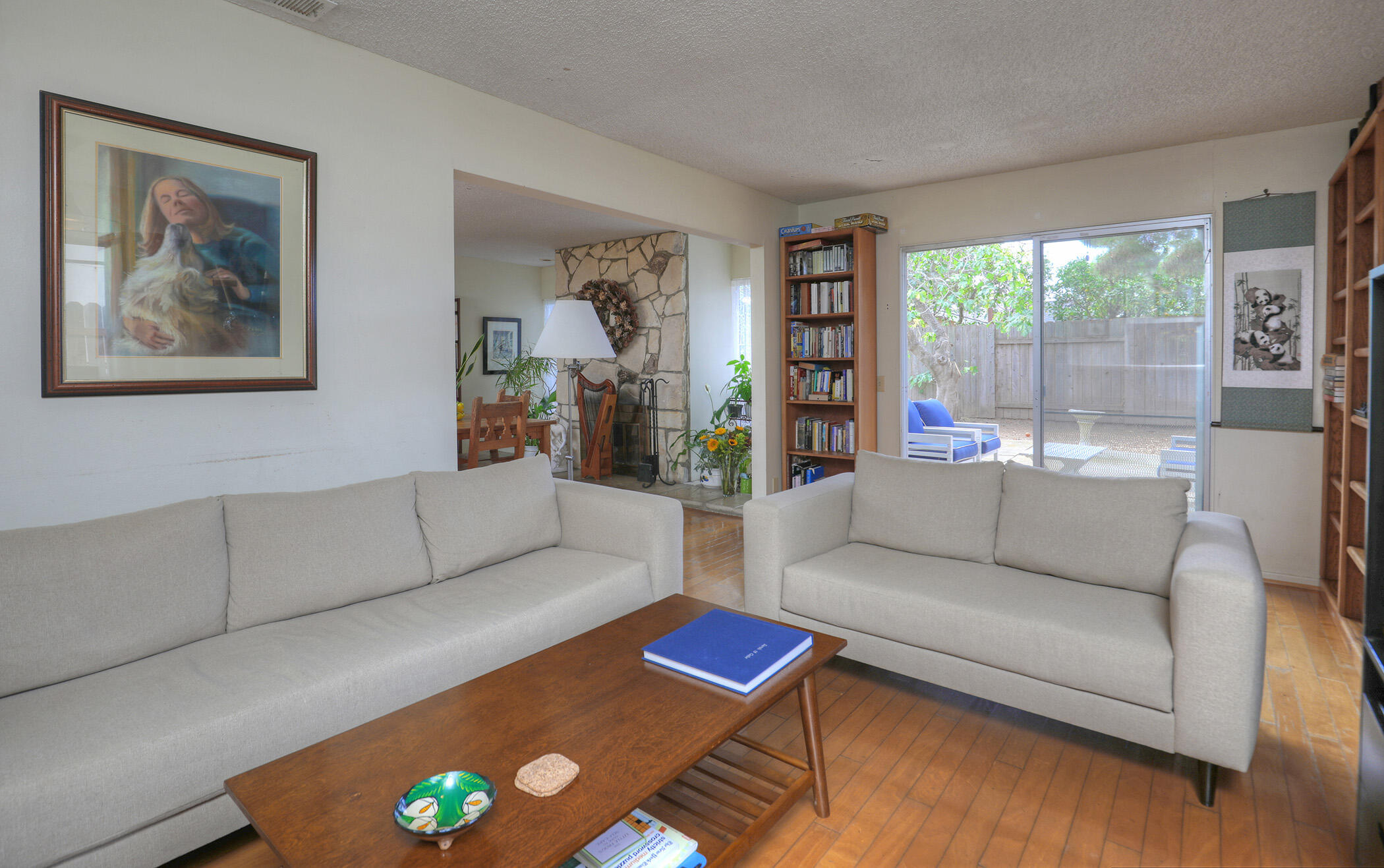 389 Valdez Avenue Goleta, CA 93117 - Photo 11 of 28 TV Snug Family Rm