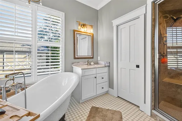 $969,900 | 18051 Hancock Bluff Road, Dade City, FL 33523