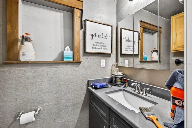 $969,900 | 18051 Hancock Bluff Road, Dade City, FL 33523