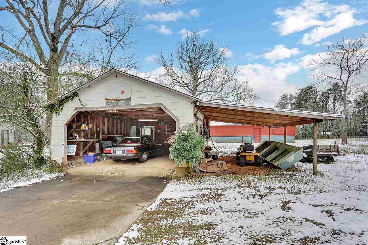 2 Dawson Road Greenville, SC 29609 - Photo 6 of 36
