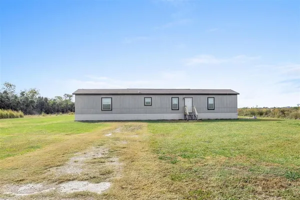 $149,900 | 22003 Gro Racca Road, Iowa, LA 70647