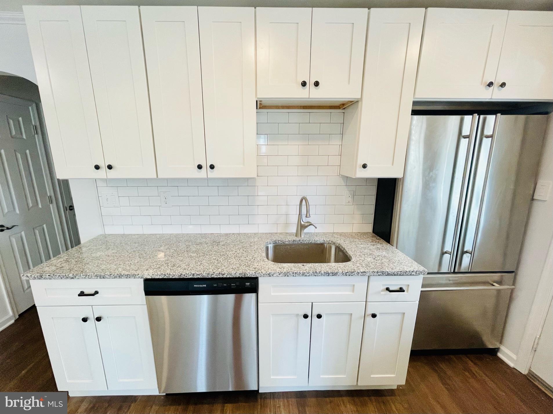 208 Ridley Avenue Folsom, PA 19033 - Photo 5 of 22 New Kitchen