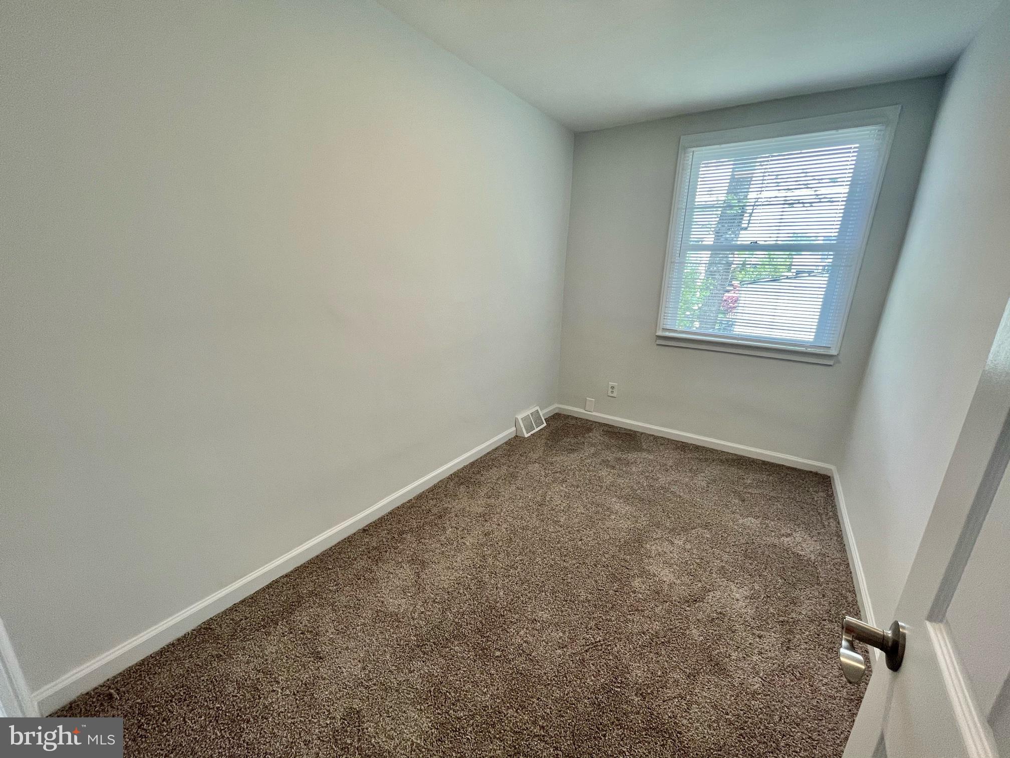208 Ridley Avenue Folsom, PA 19033 - Photo 10 of 22 Bedroom 2
