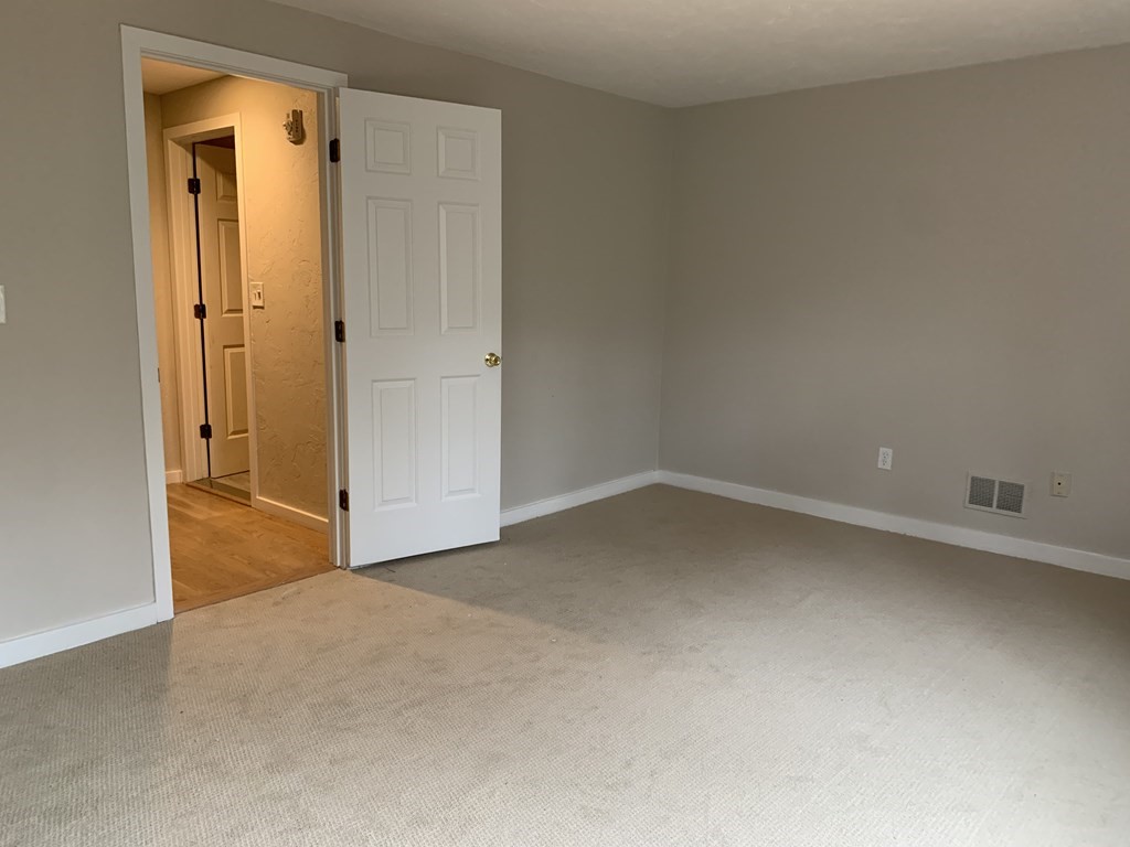 51 Shellback Way, Unit 51 Mashpee, MA 02649 - Photo 4 of 4 Gallery Image 4