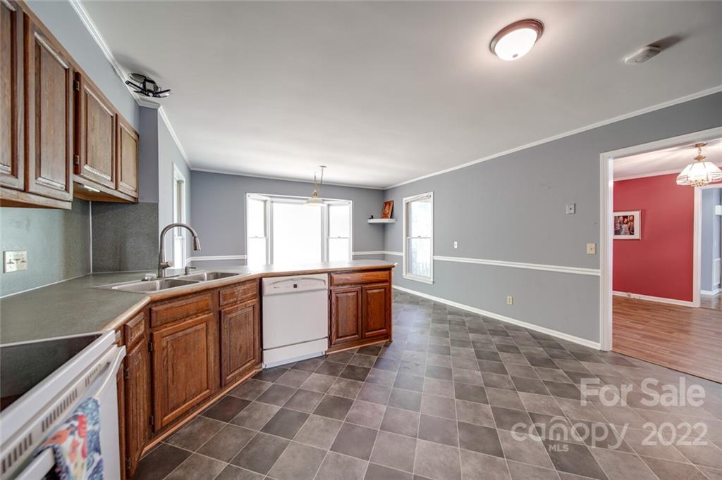 610 Park Ridge Road Albemarle, NC 28001 - Photo 15 of 46 Gallery Image 15