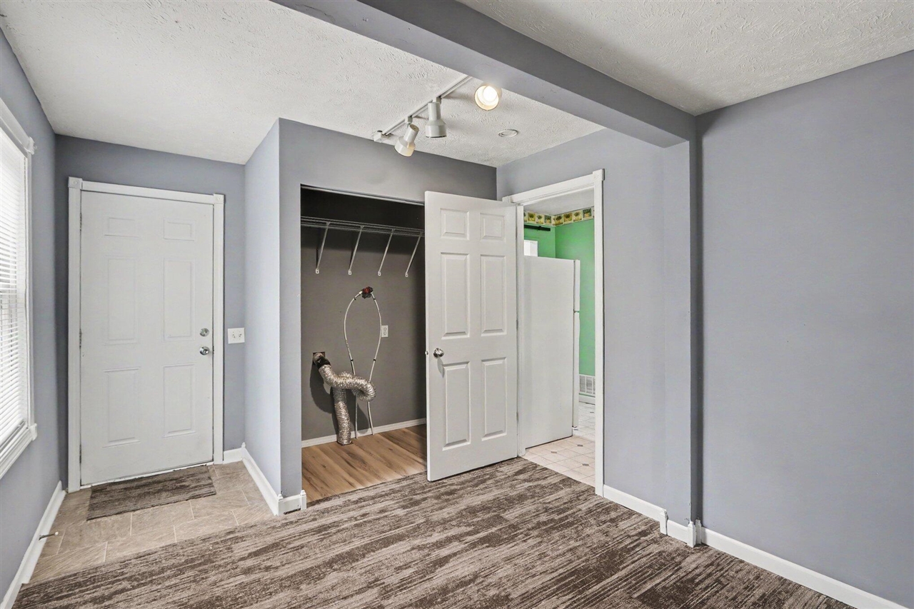 30 Ave B Springfield, MI 49037 - Photo 9 of 15